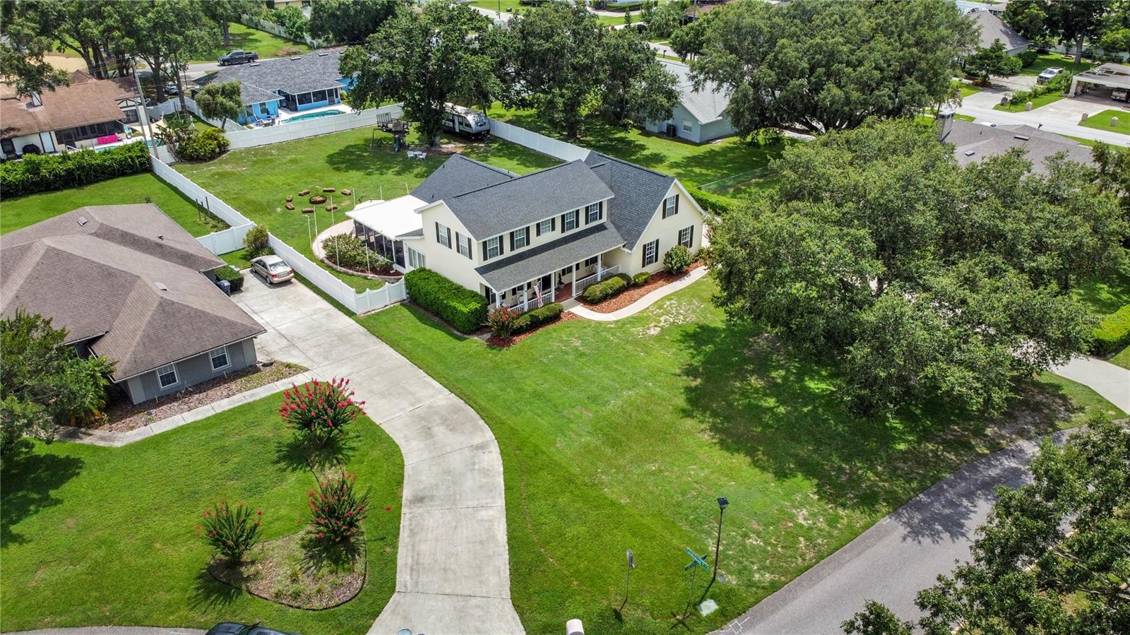 LAKE POINT SOUTH - Residential
