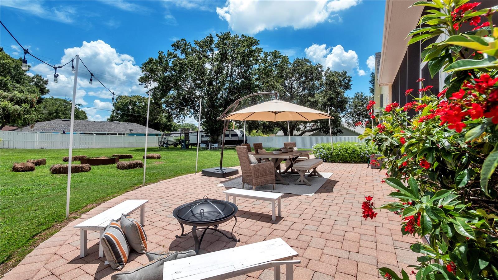 LAKE POINT SOUTH - Residential
