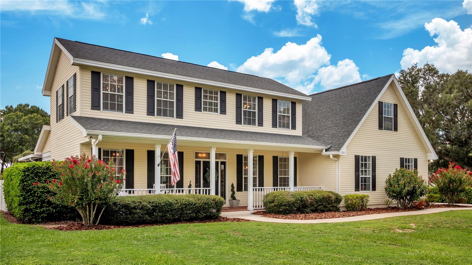 LAKE POINT SOUTH - Residential