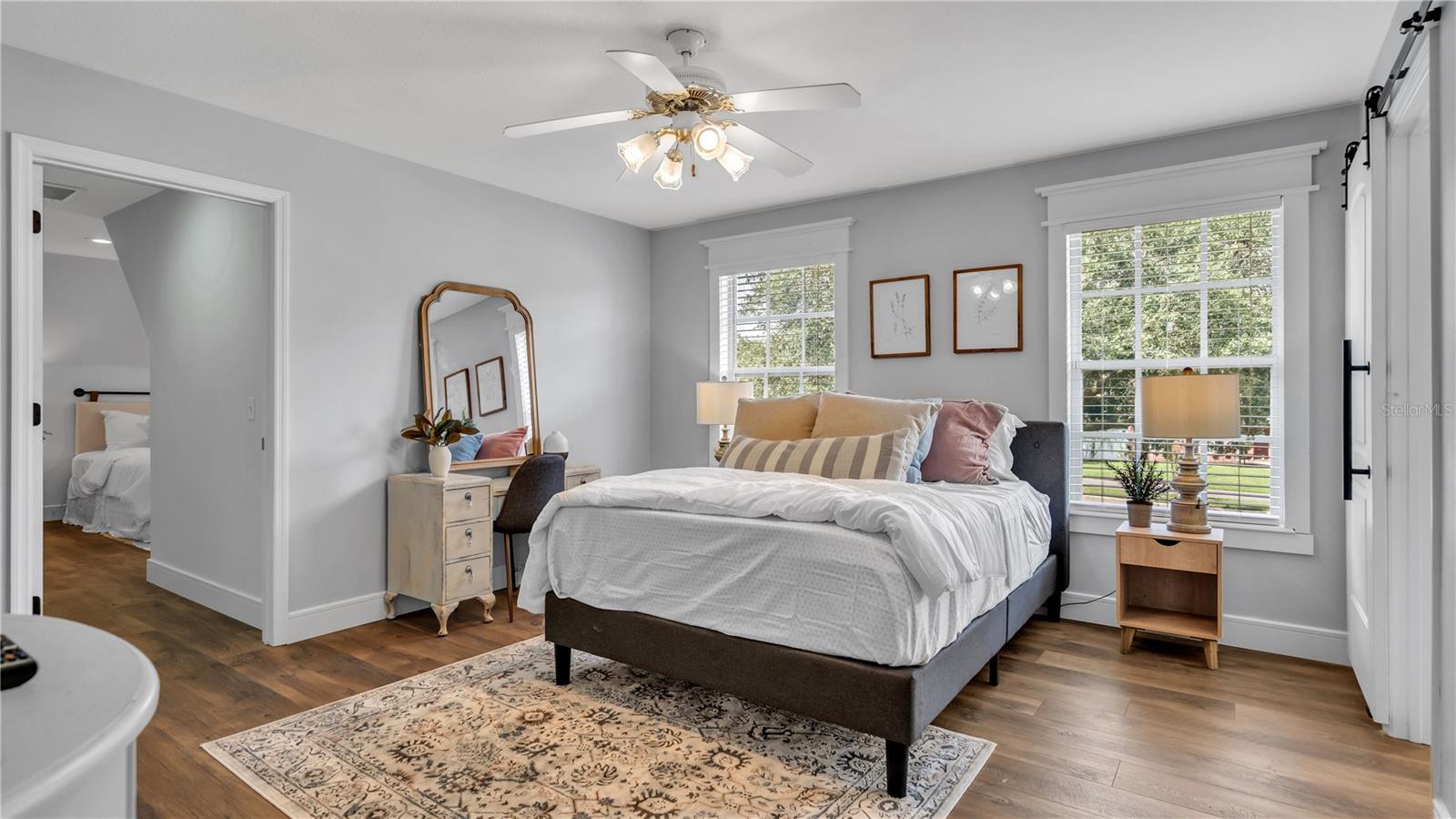 LAKE POINT SOUTH - Residential
