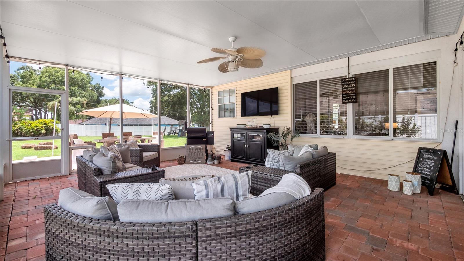 LAKE POINT SOUTH - Residential