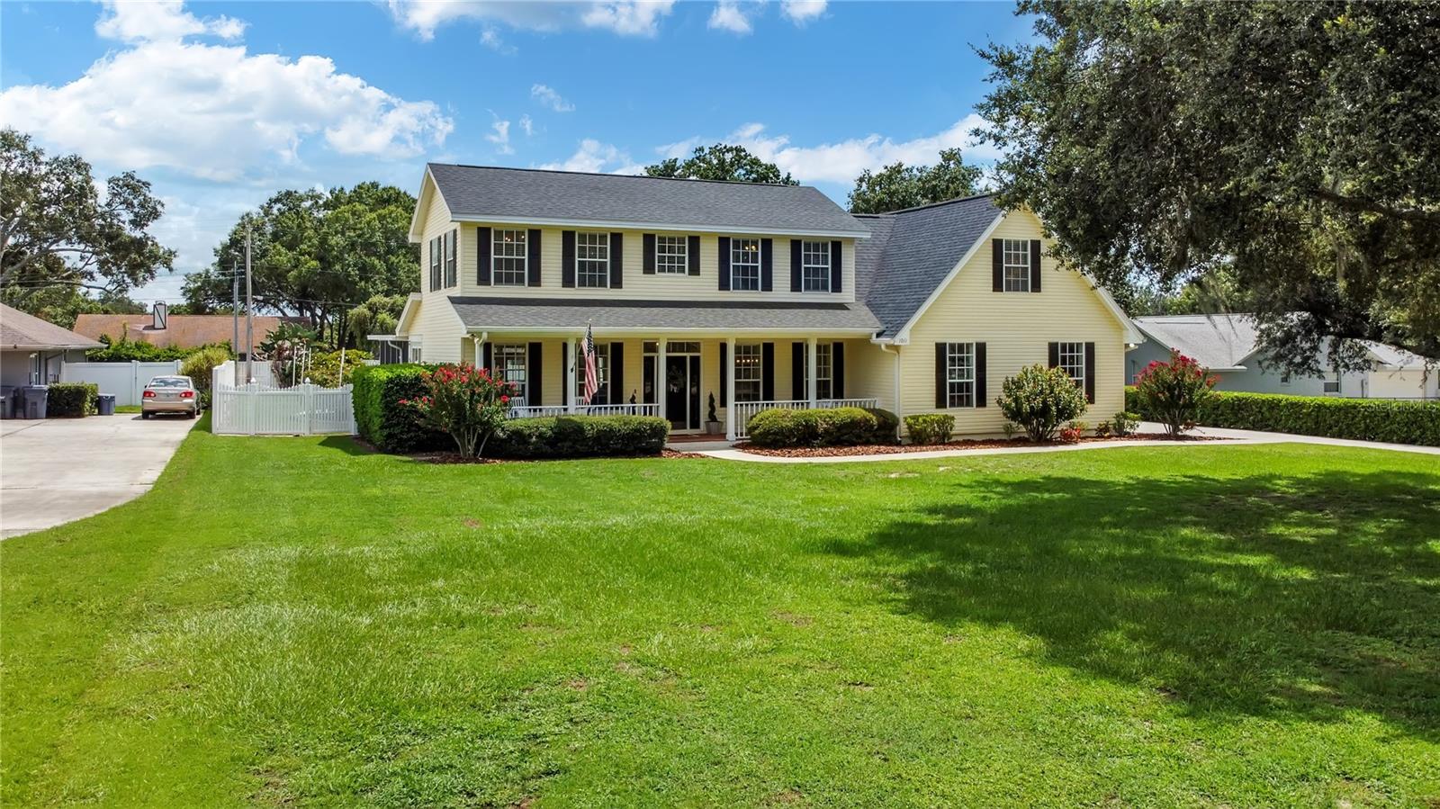 LAKE POINT SOUTH - Residential