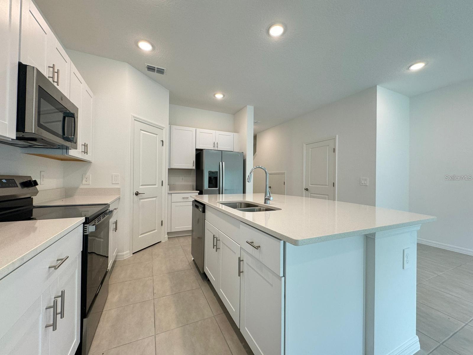 WESTVIEW POD A PH 1B & 2 - Residential Lease