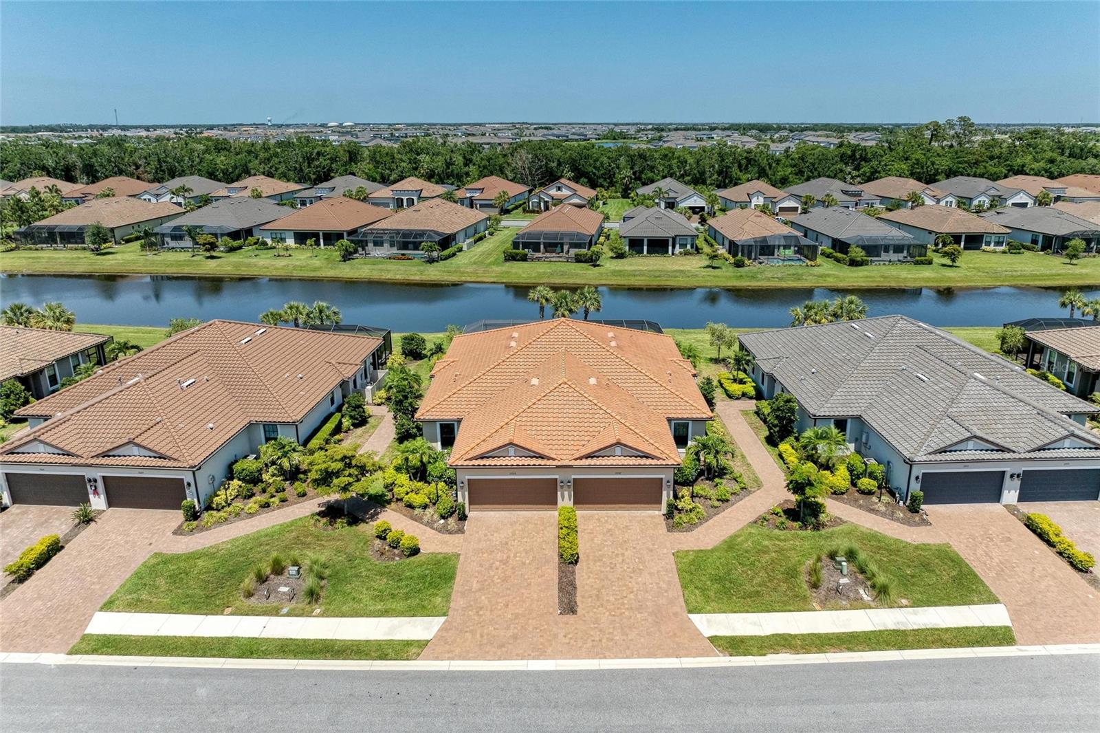 AZARIO ESPLANADE PH II SUBPH A, B & P - Residential