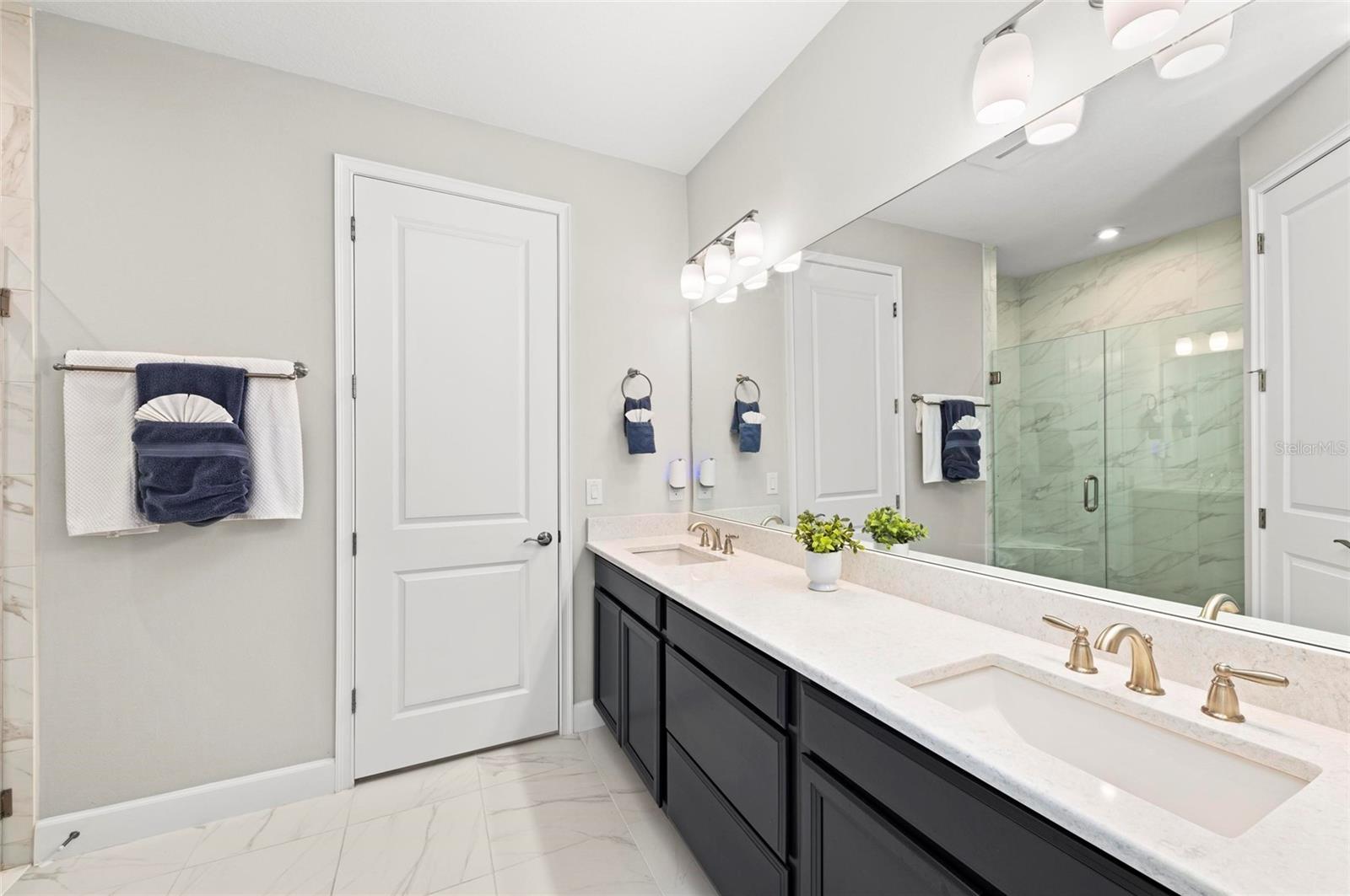 AZARIO ESPLANADE PH II SUBPH A, B & P - Residential