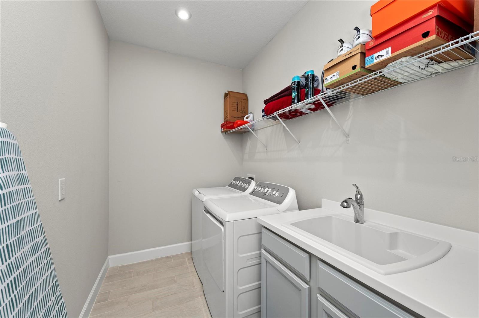 AZARIO ESPLANADE PH II SUBPH A, B & P - Residential