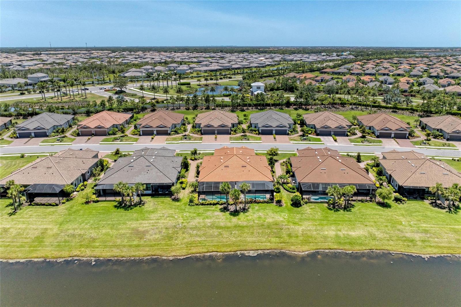 AZARIO ESPLANADE PH II SUBPH A, B & P - Residential