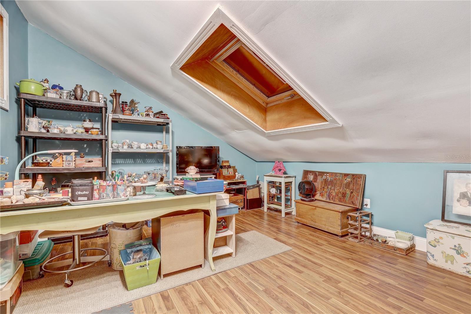 HAMNERS W E ALBIMAR - Residential