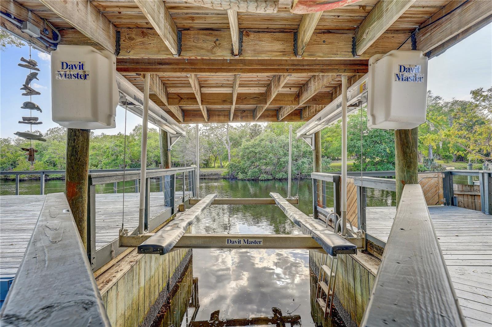 HAMNERS W E ALBIMAR - Residential