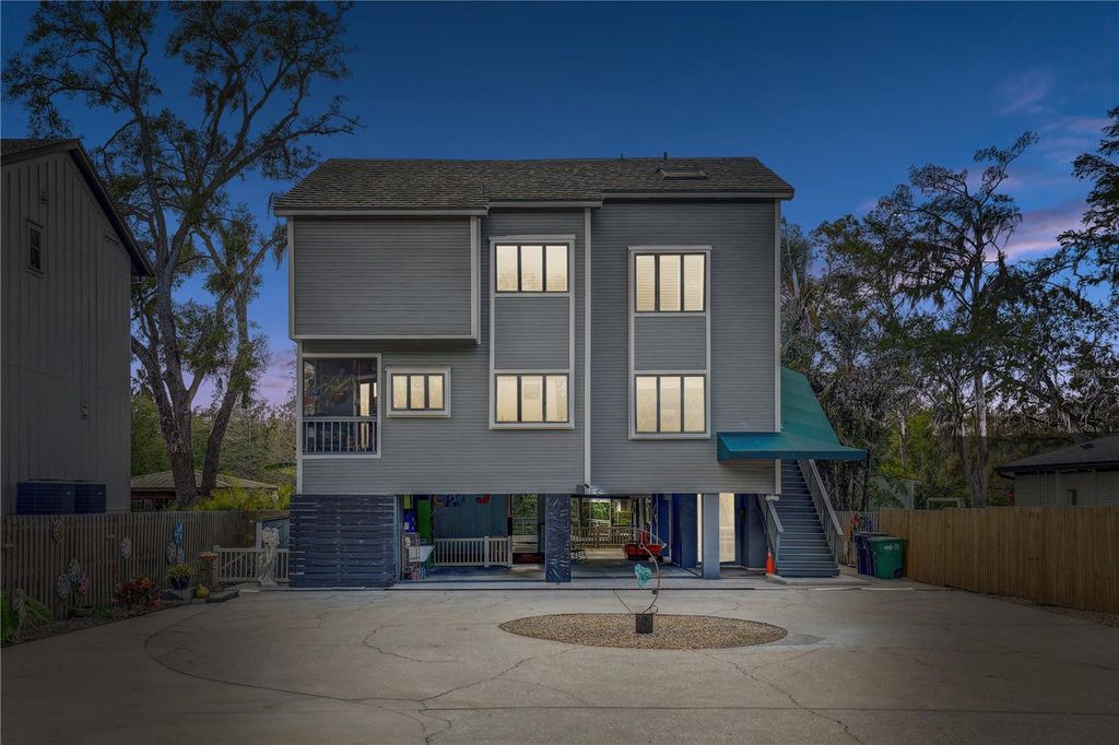 Photo of 7500 N Ola Avenue, Tampa, FL 33604 (MLS # TB8487987)