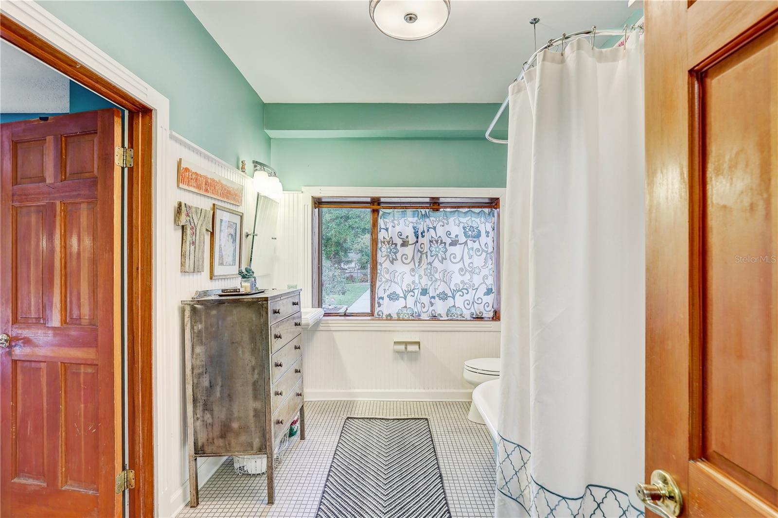 HAMNERS W E ALBIMAR - Residential