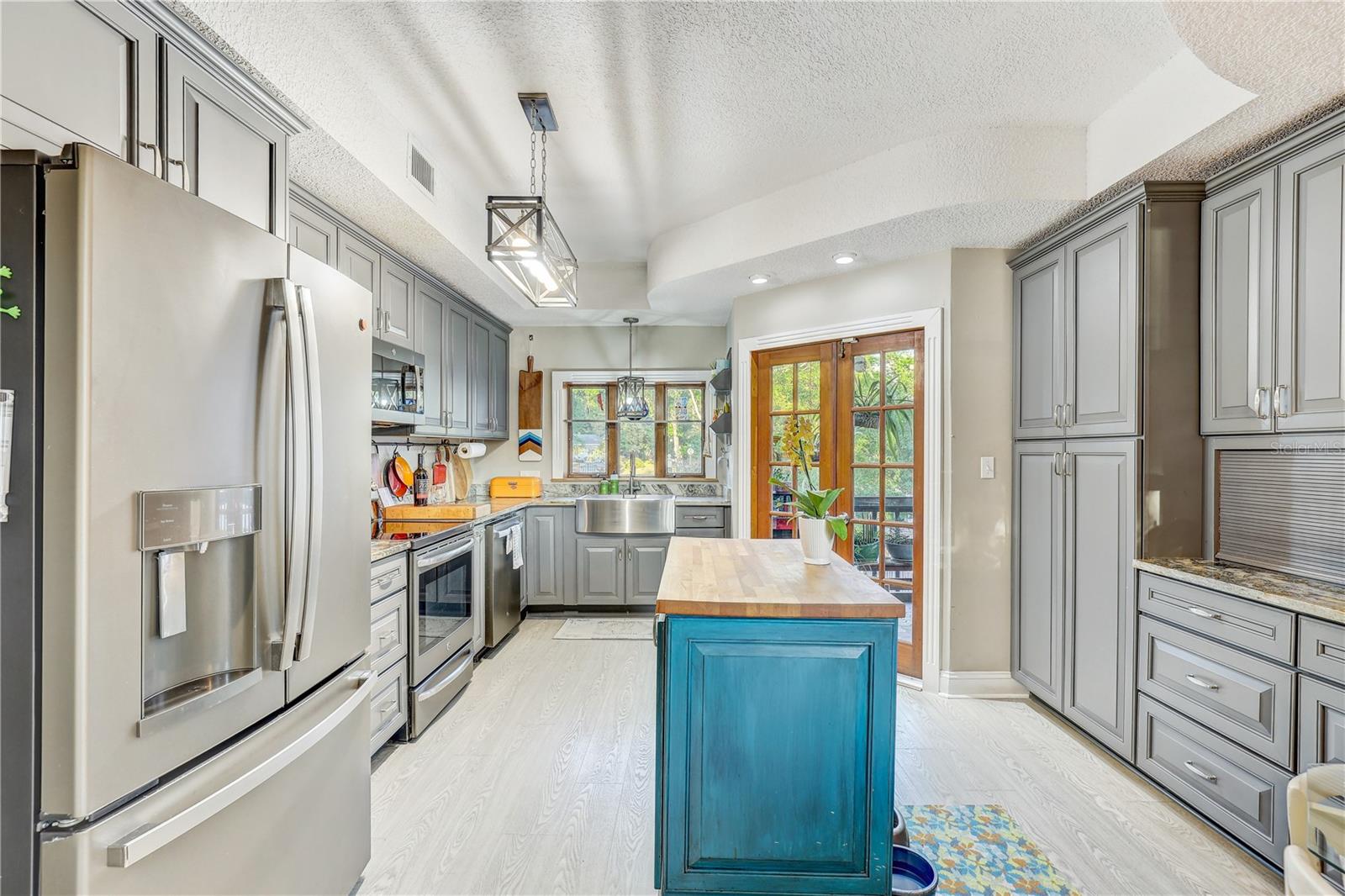 HAMNERS W E ALBIMAR - Residential