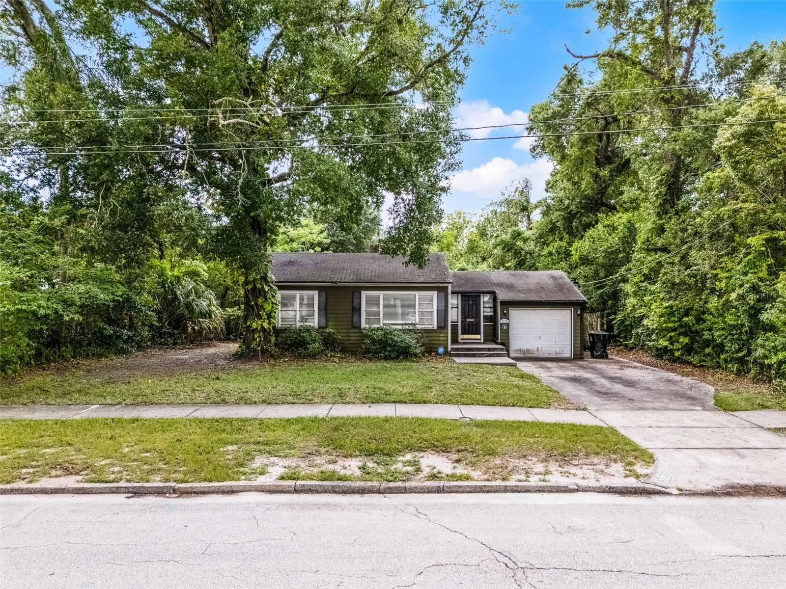 2312 VIVADA STREET