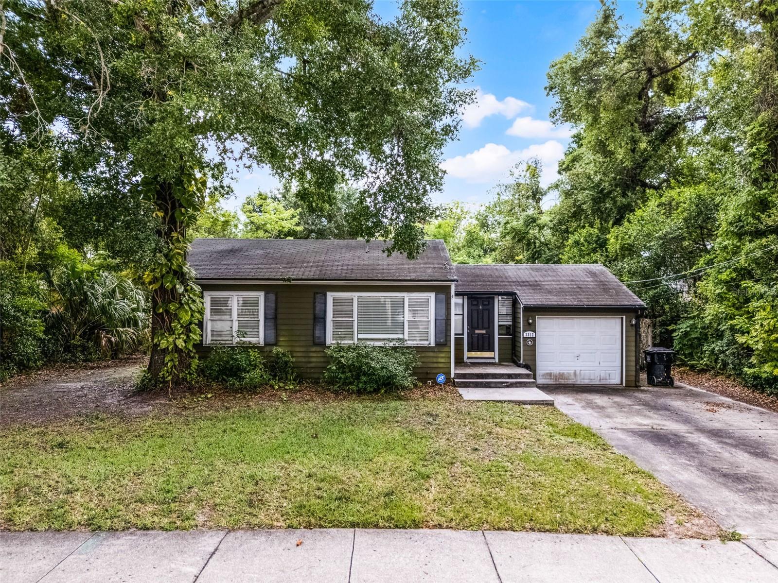 2312 VIVADA STREET