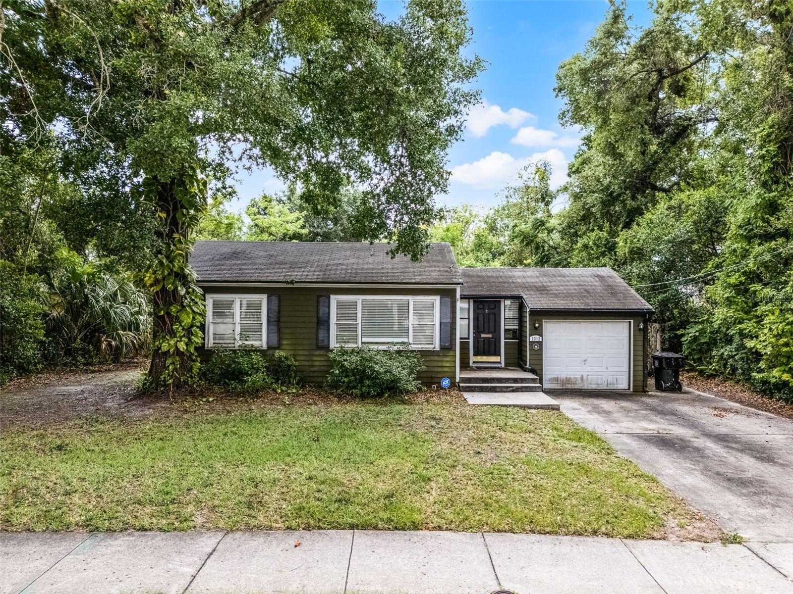 2312 VIVADA STREET