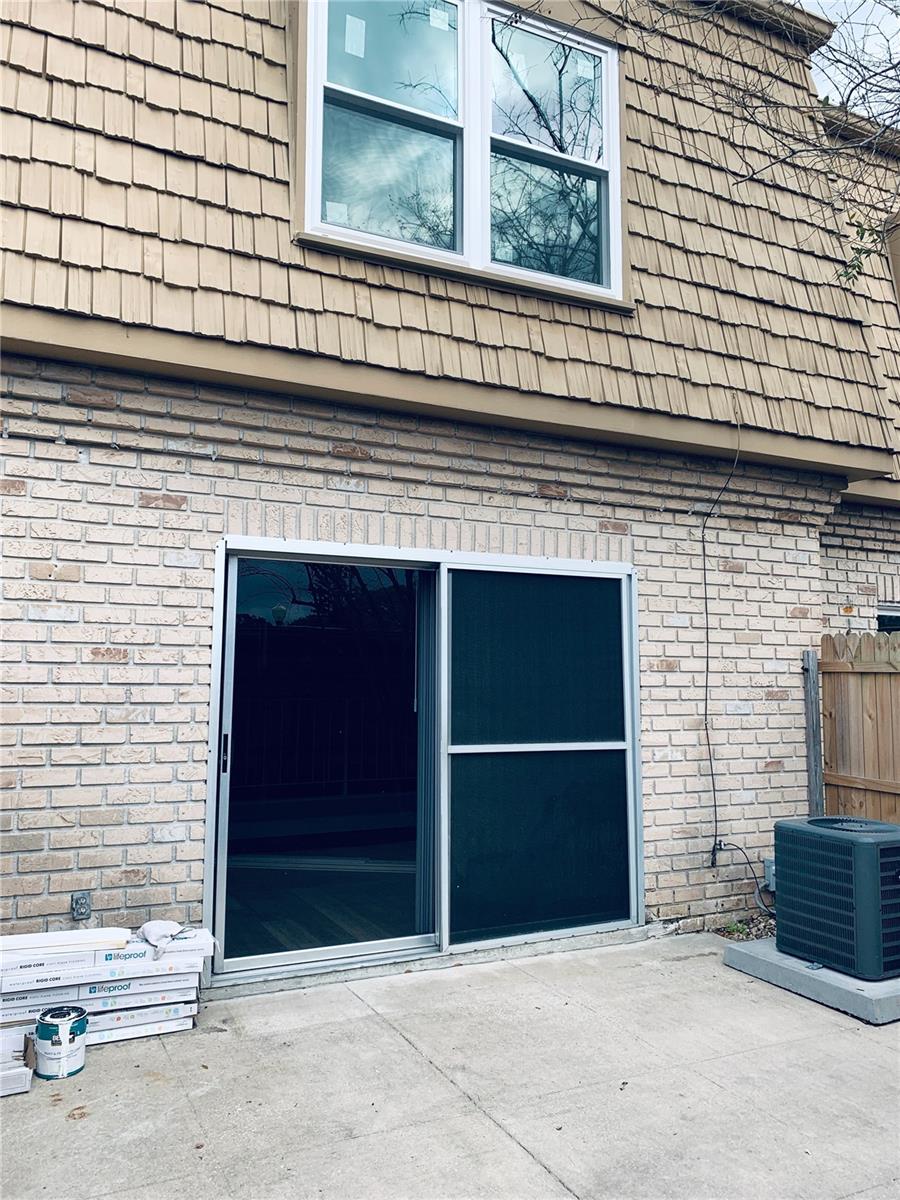 FOUR SEASONS CONDO - Residential Lease