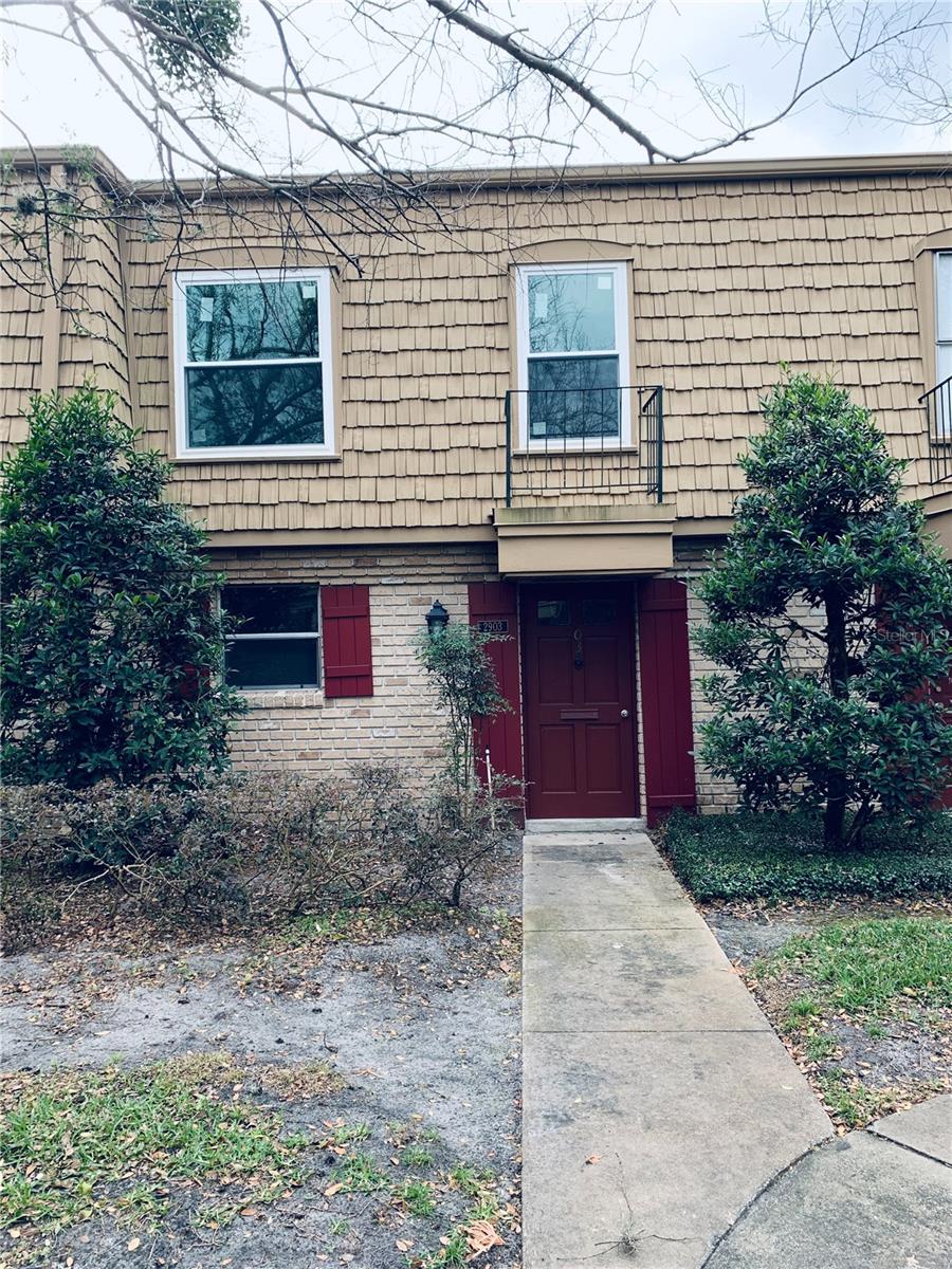 FOUR SEASONS CONDO - Residential Lease