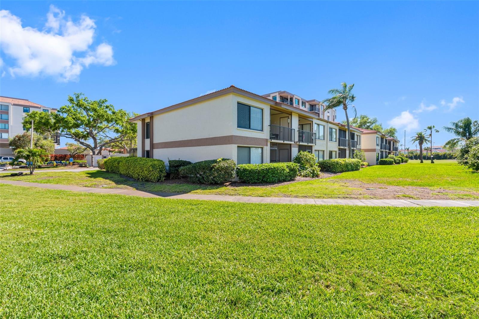 PALMA DEL MAR III - Residential