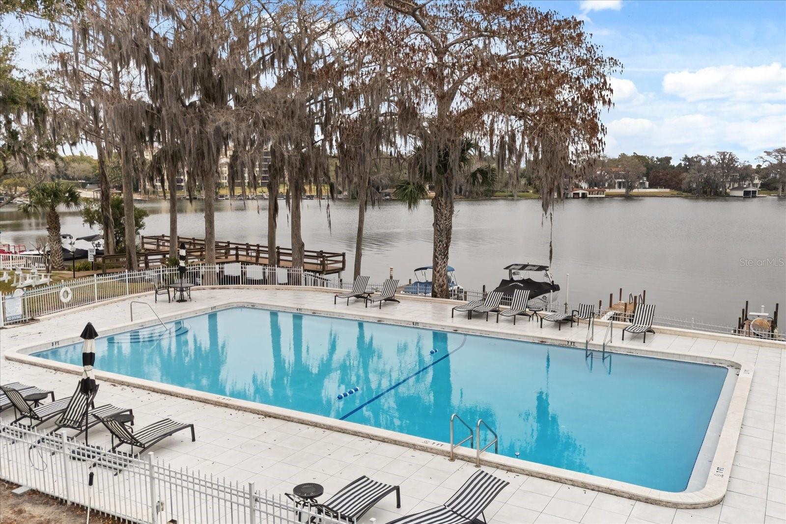 LAKE MAITLAND TERRACE APTS - Residential