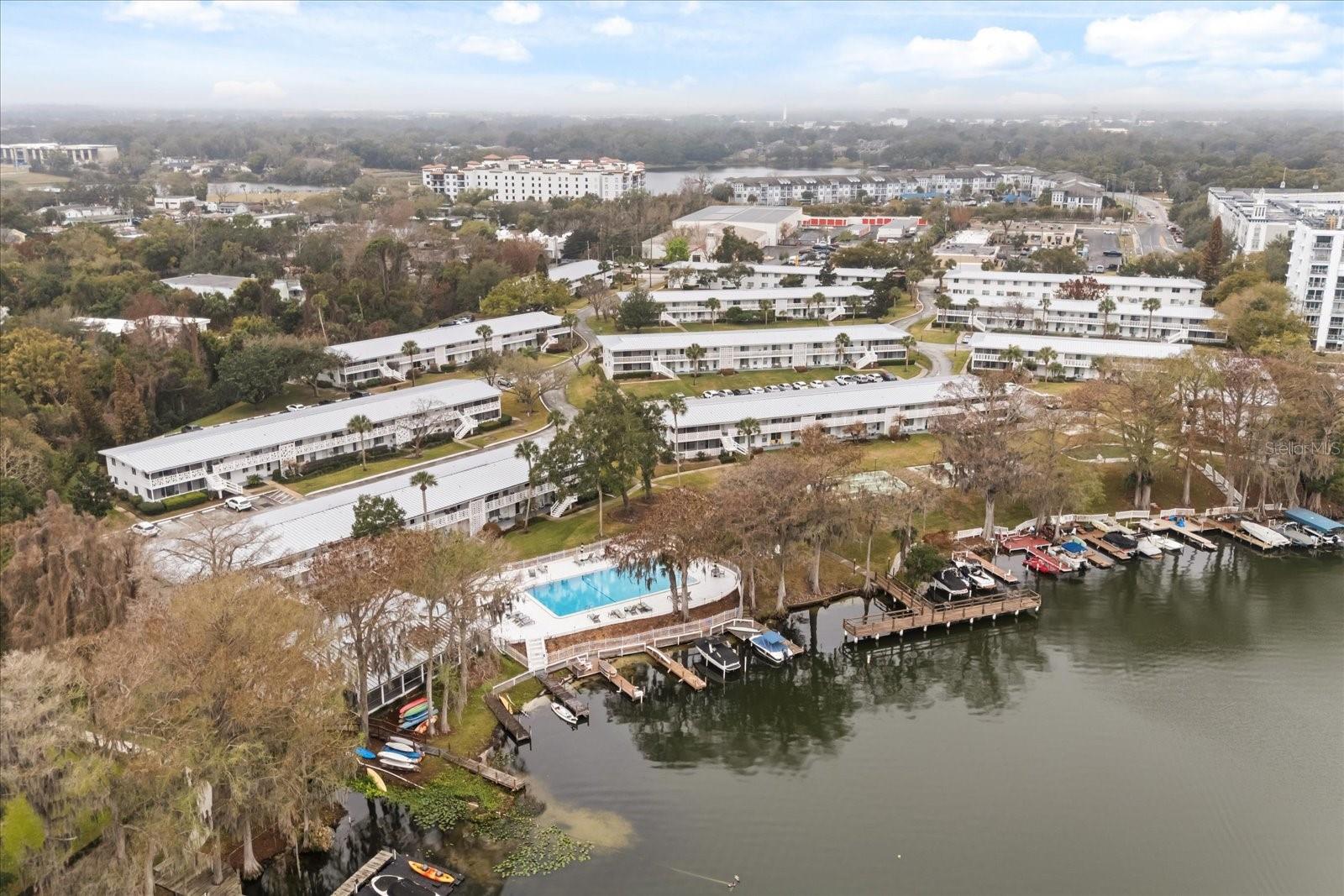 LAKE MAITLAND TERRACE APTS - Residential