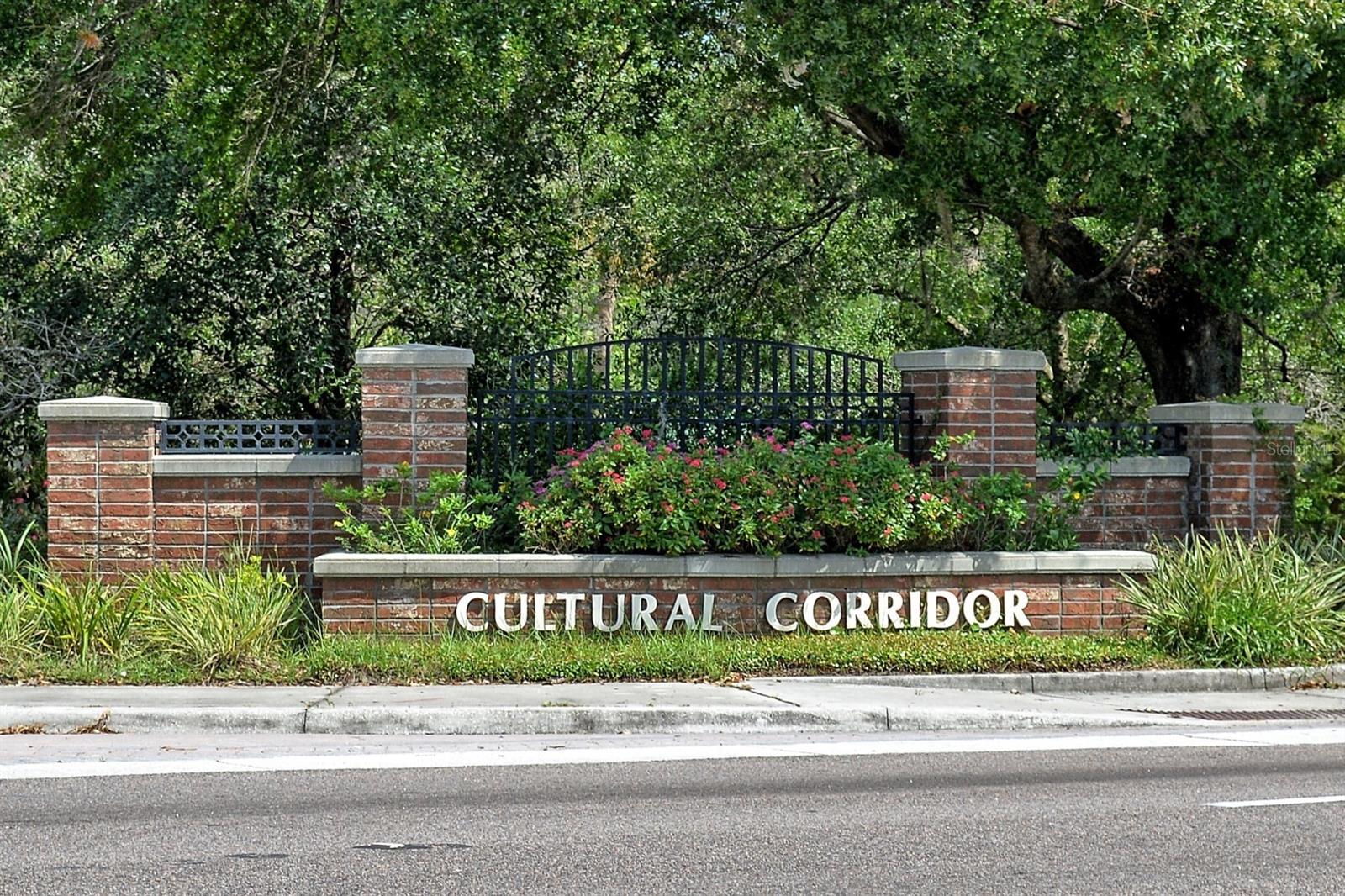 LAKE MAITLAND TERRACE APTS - Residential