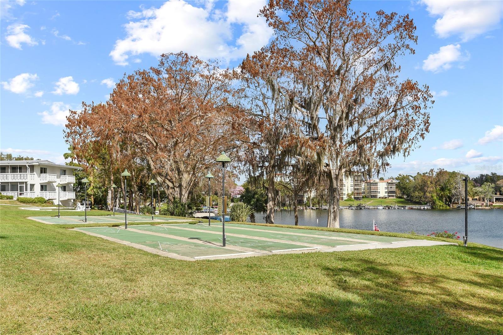 LAKE MAITLAND TERRACE APTS - Residential