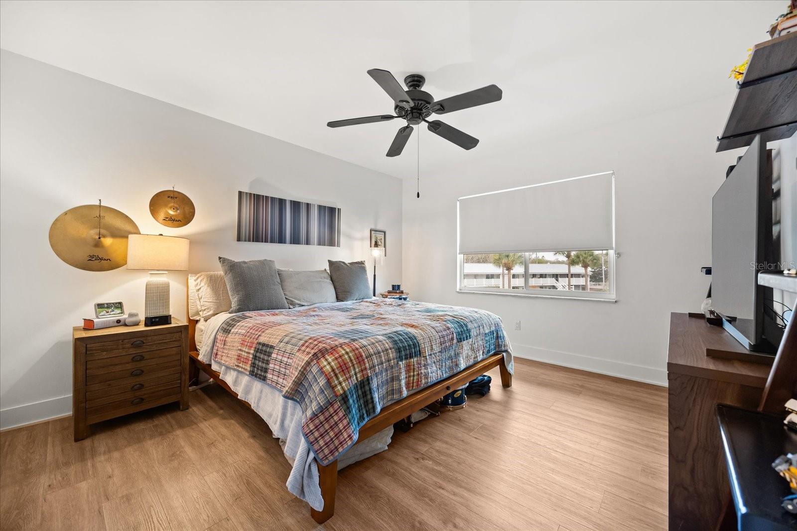 LAKE MAITLAND TERRACE APTS - Residential