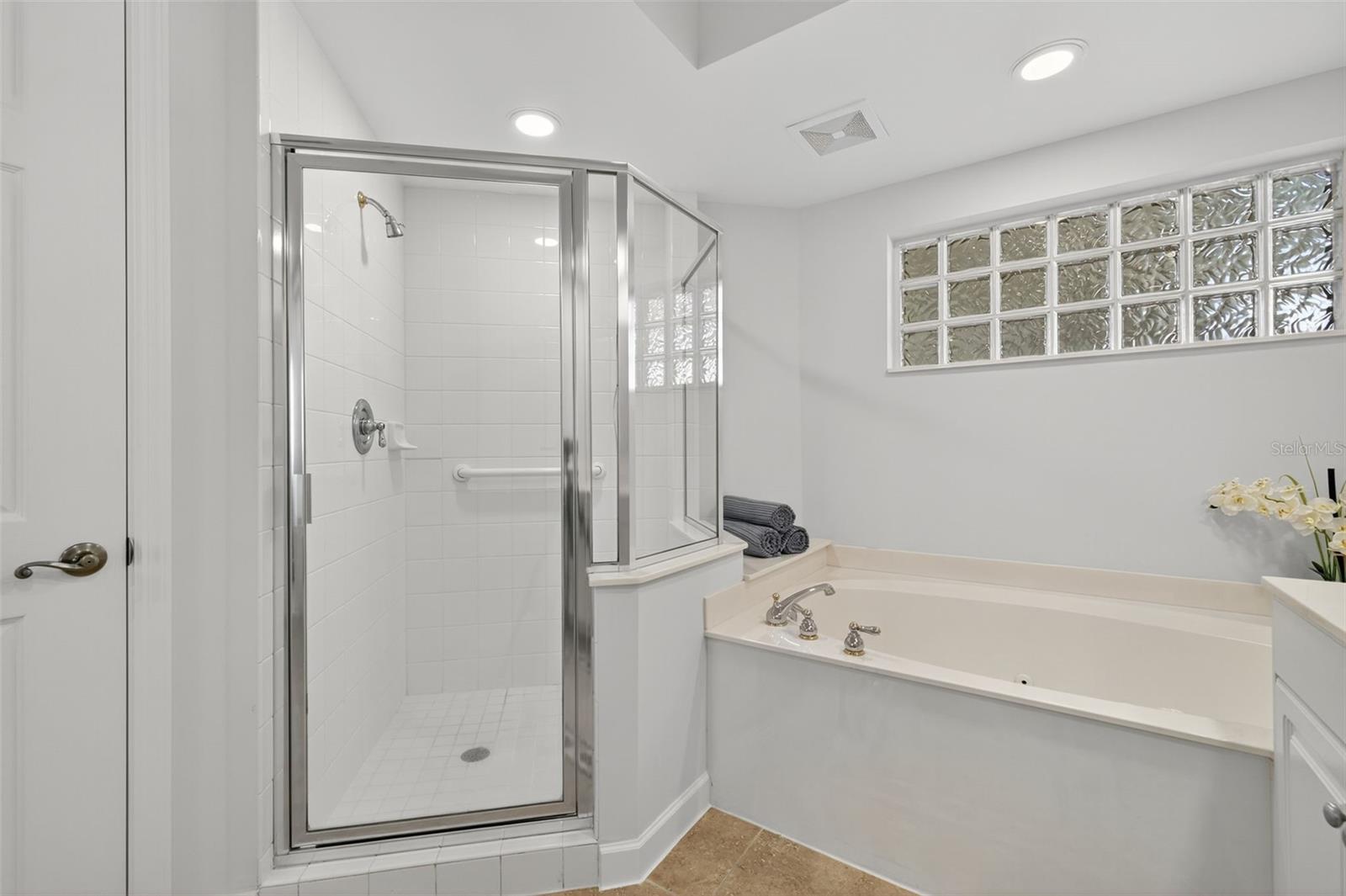 DUNES OF NAPLES III, THE - Residential