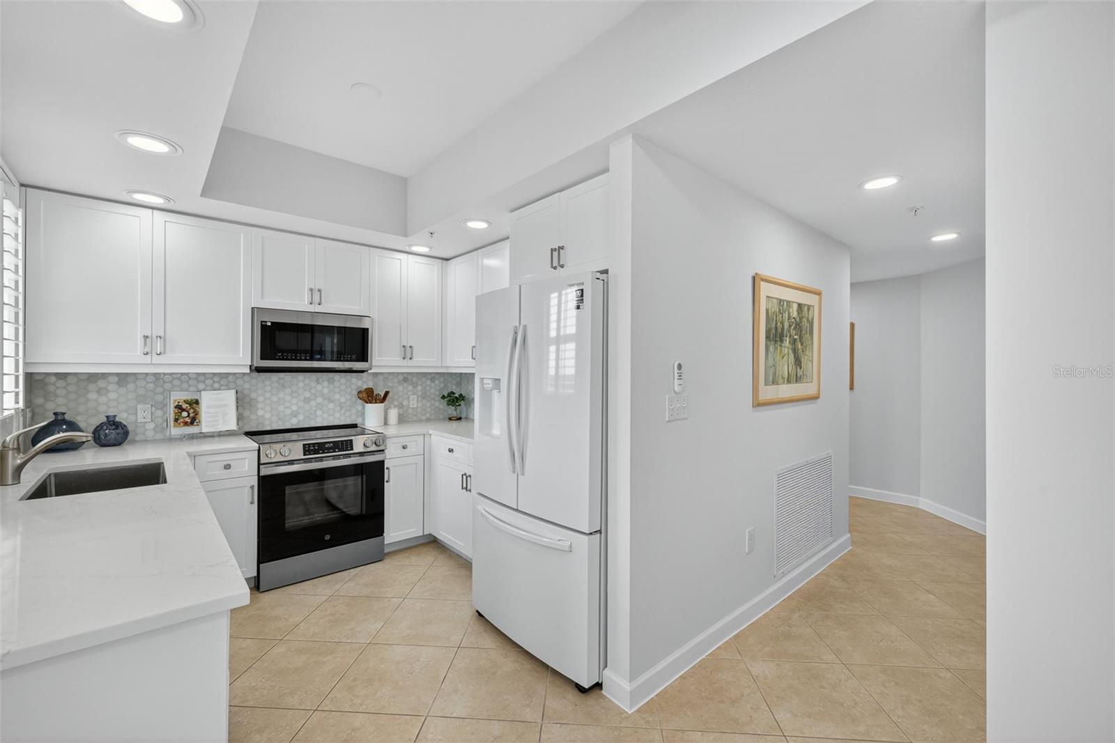 DUNES OF NAPLES III, THE - Residential