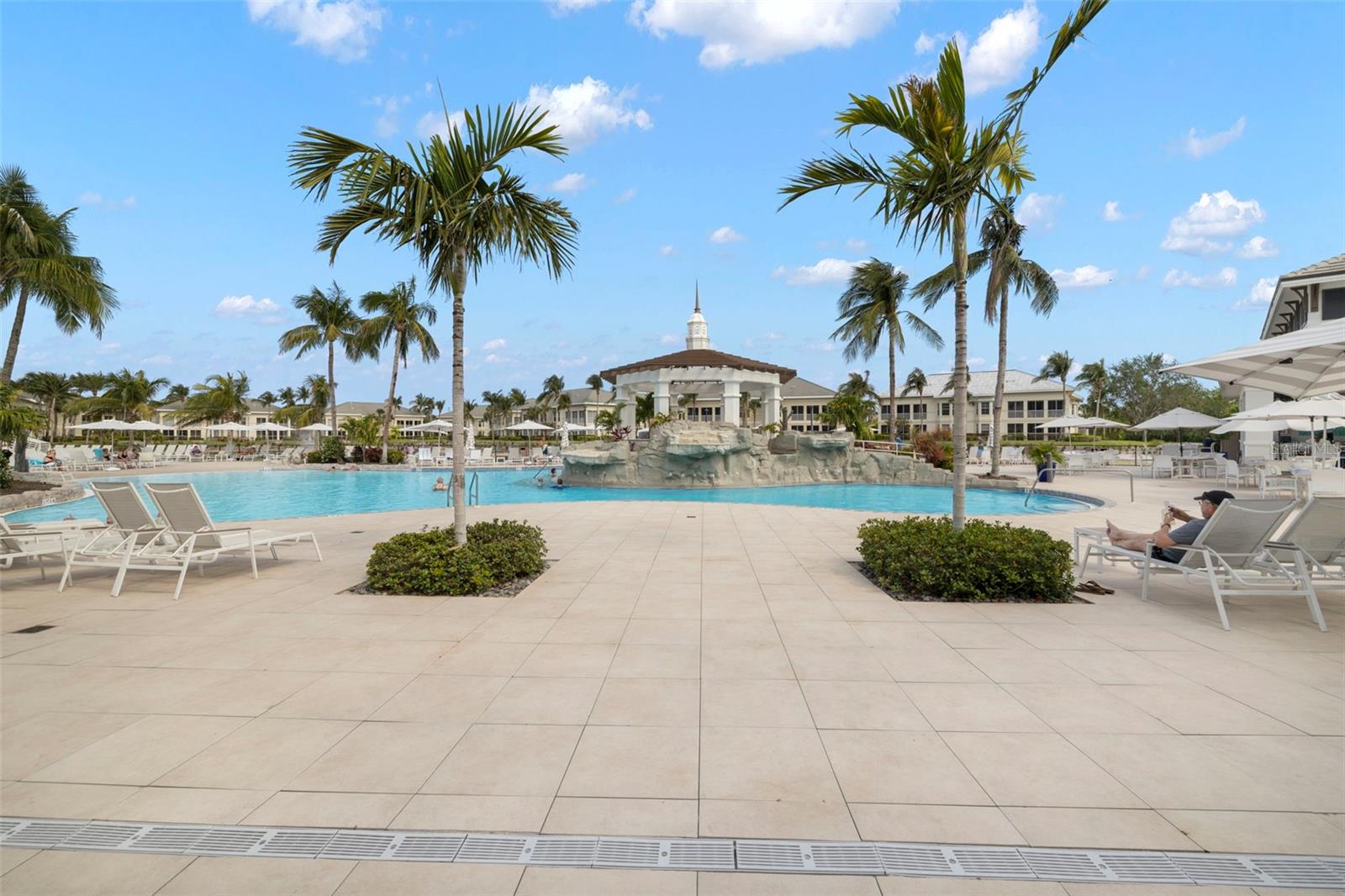 DUNES OF NAPLES III, THE - Residential