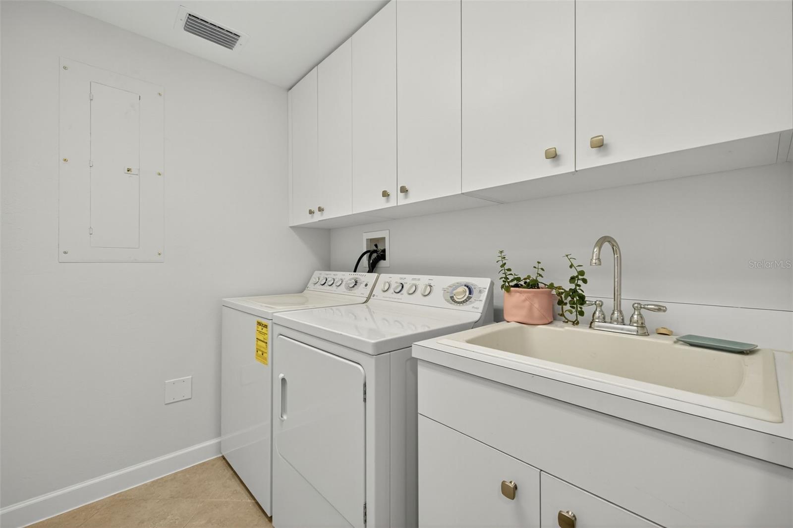 DUNES OF NAPLES III, THE - Residential