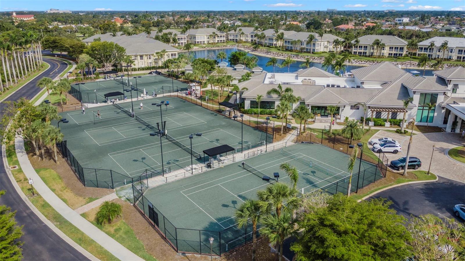 DUNES OF NAPLES III, THE - Residential