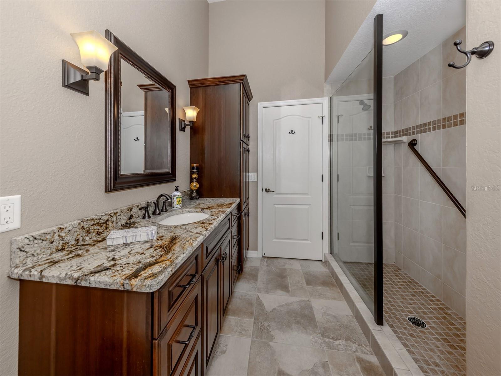 HIDDEN LAKES CLUB PH 1 - Residential