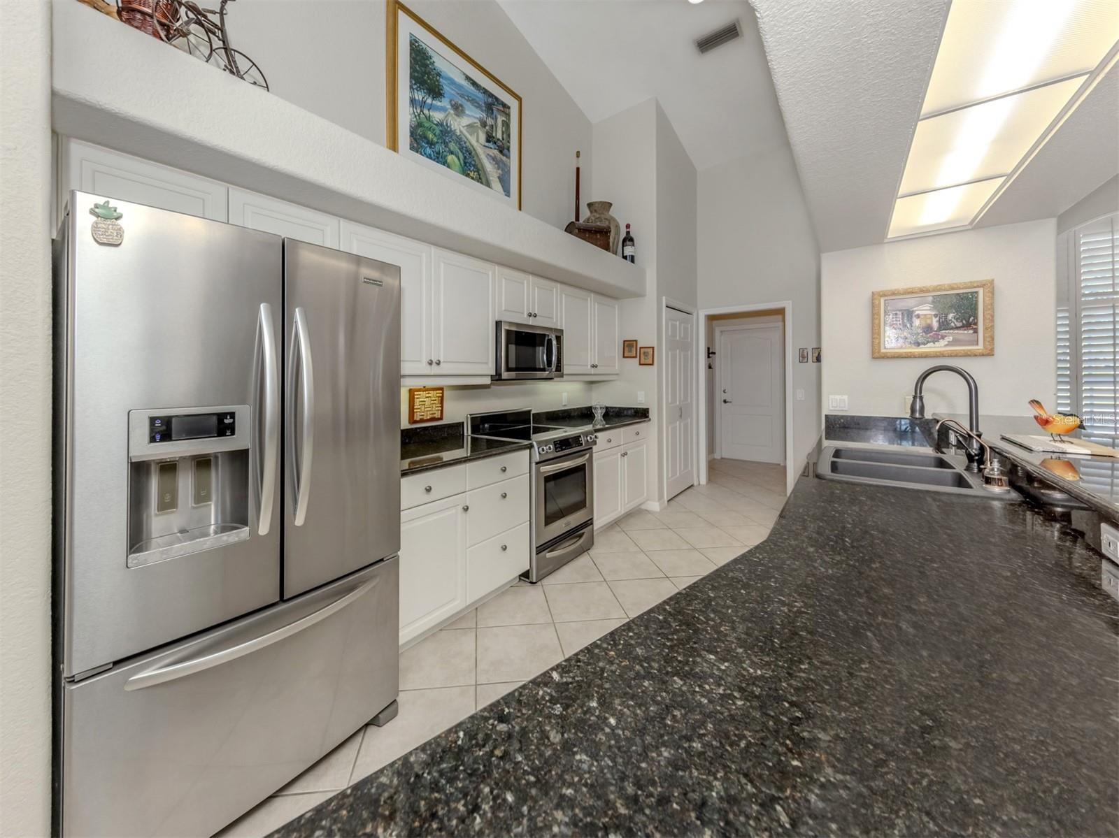 HIDDEN LAKES CLUB PH 1 - Residential