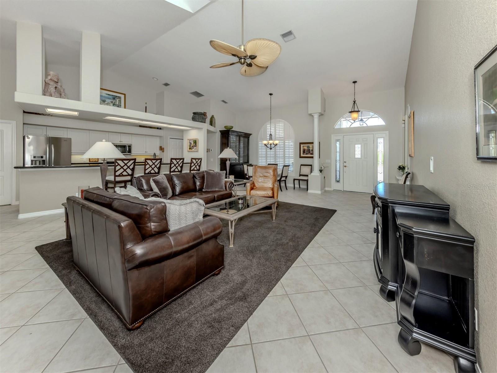 HIDDEN LAKES CLUB PH 1 - Residential