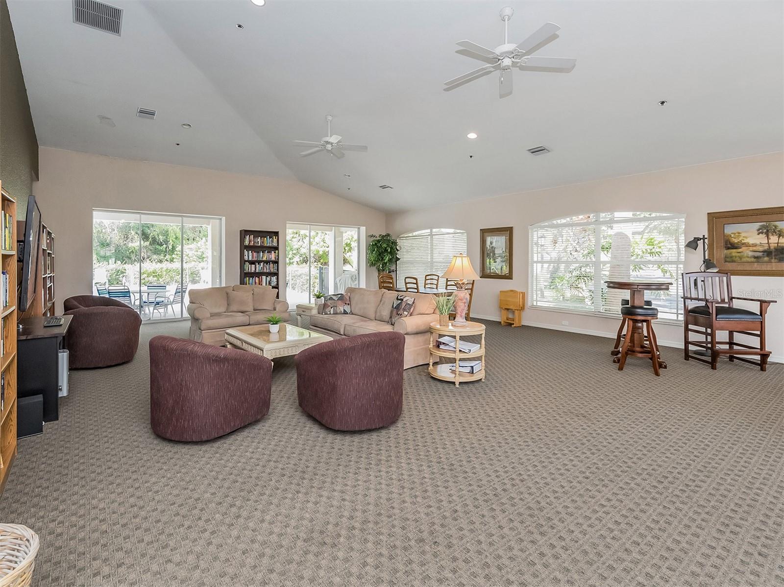 HIDDEN LAKES CLUB PH 1 - Residential