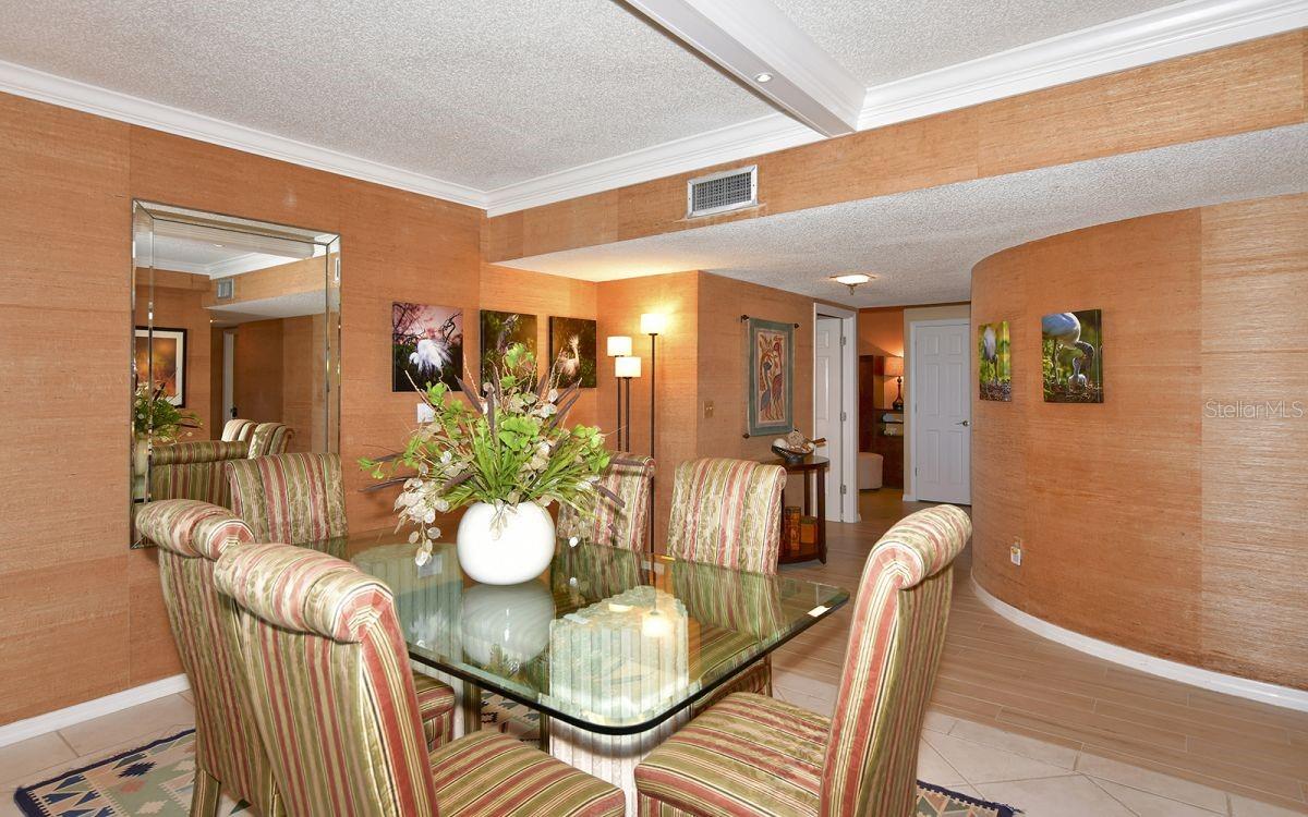 PLAYERS CLUB I - Residential Lease