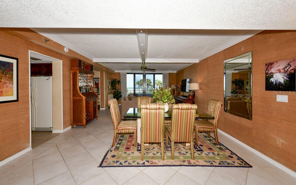 PLAYERS CLUB I - Residential Lease