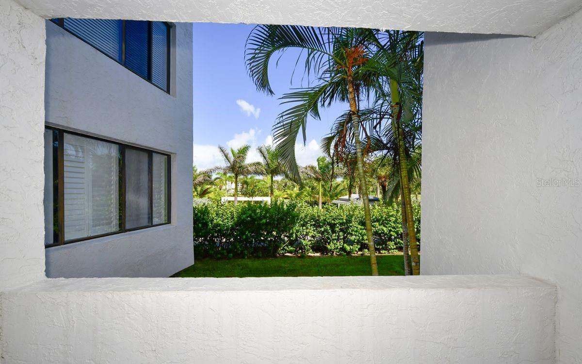 PLAYERS CLUB I - Residential Lease