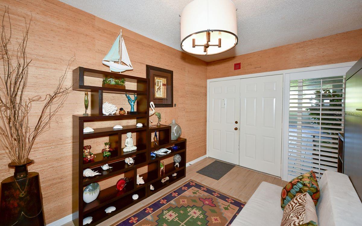 PLAYERS CLUB I - Residential Lease