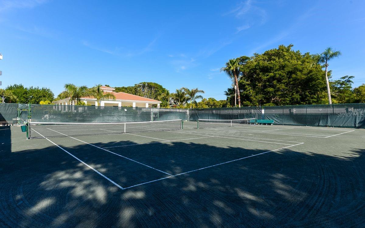 PLAYERS CLUB I - Residential Lease