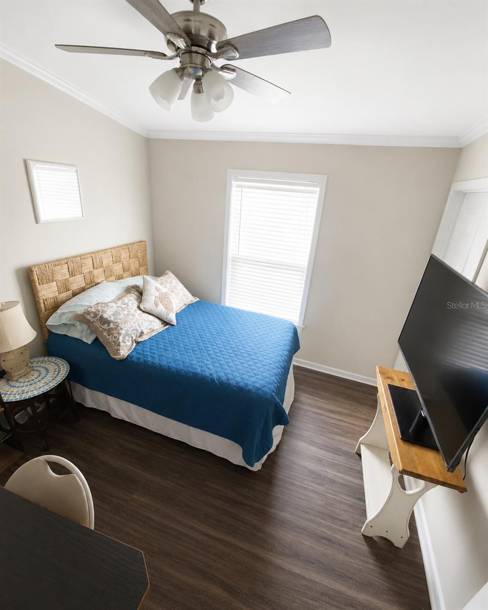 CRYSTAL LAKE - ZEPHYRHILLS - Residential