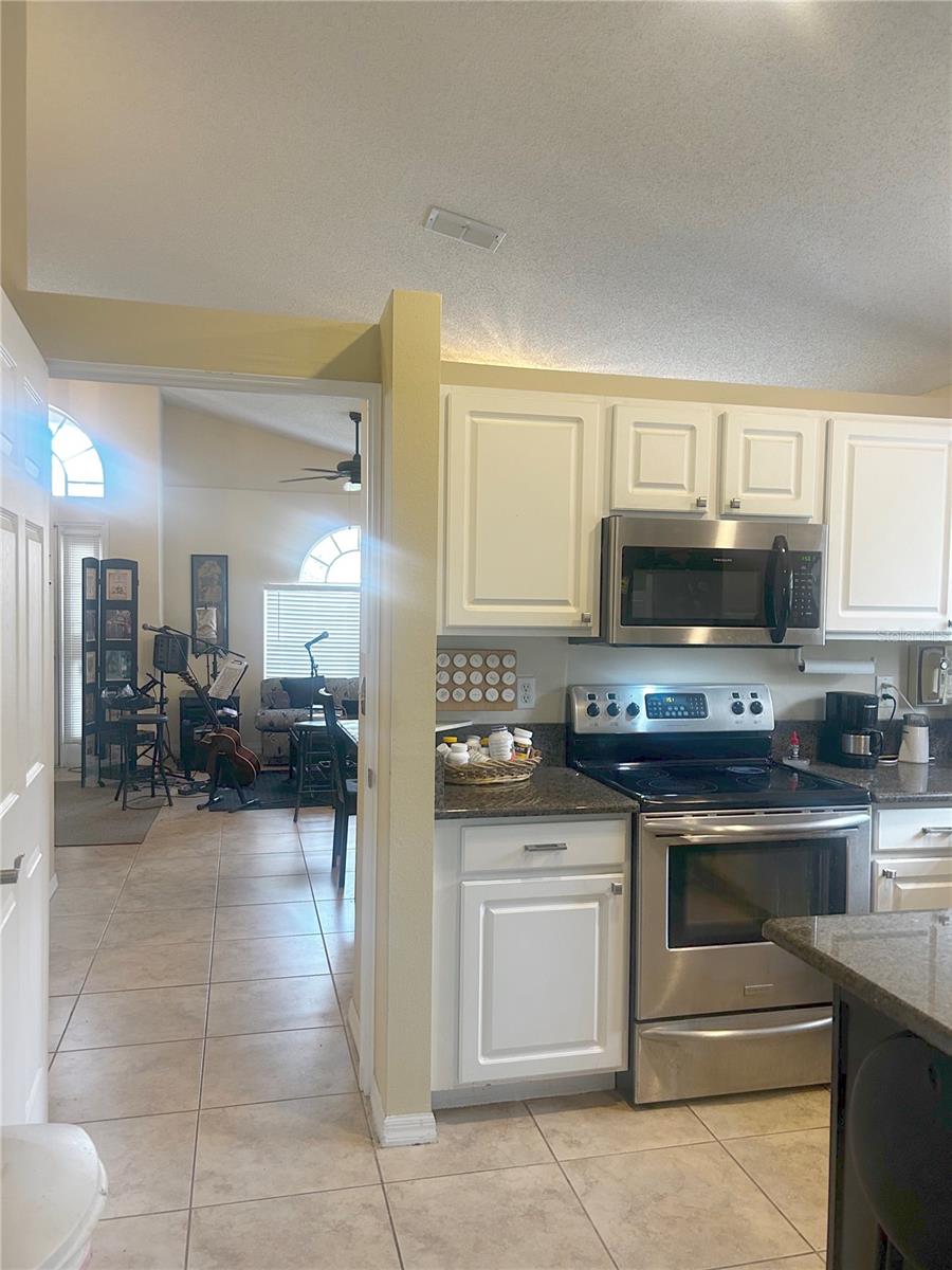 ROSE POINTE - Residential