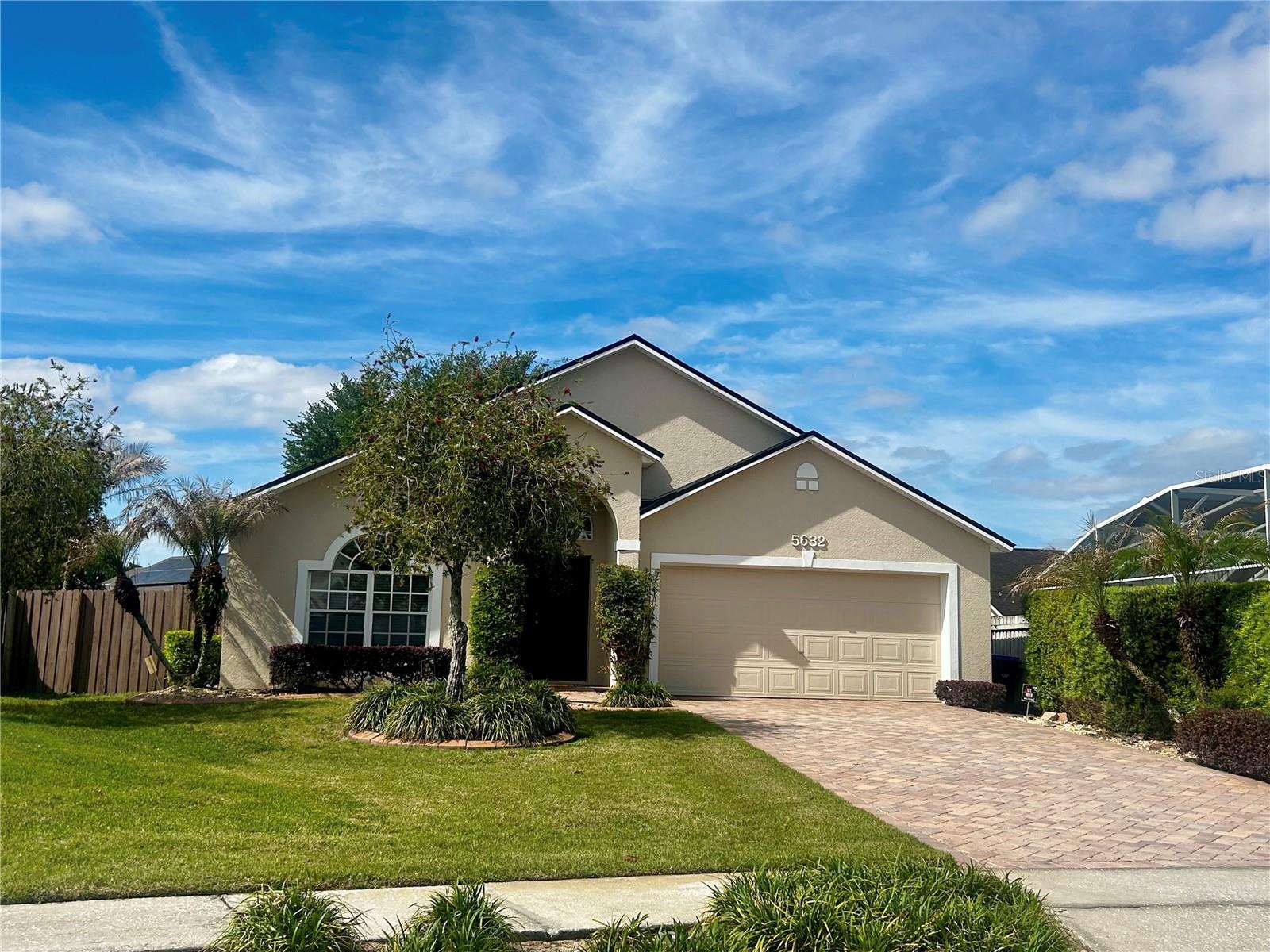 ROSE POINTE - Residential