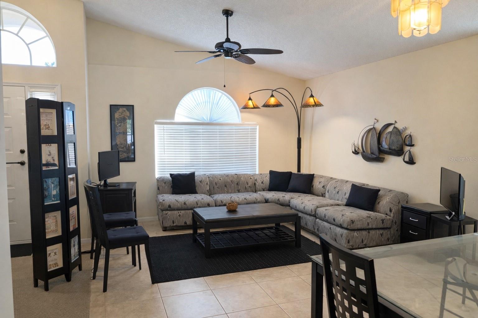 ROSE POINTE - Residential