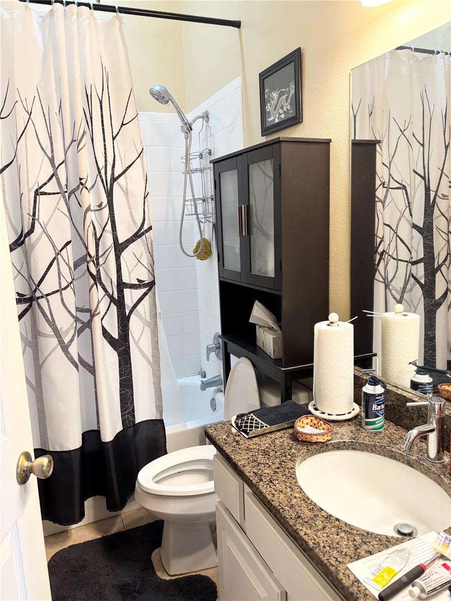 ROSE POINTE - Residential