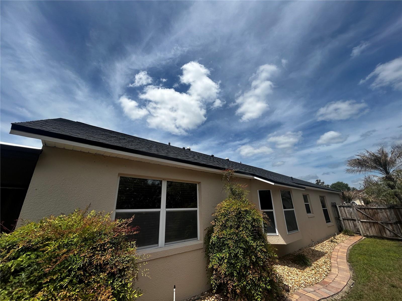 ROSE POINTE - Residential