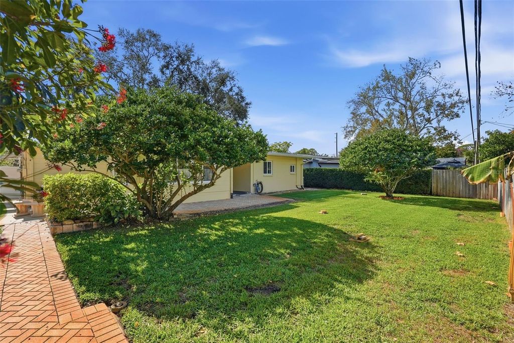 Photo of 6093 17th Avenue N, St Petersburg, FL 33710 (MLS # TB8464547)