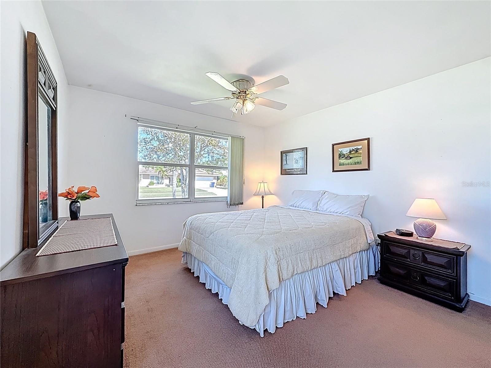 IMPERIAL POINT UNIT 4B - Residential