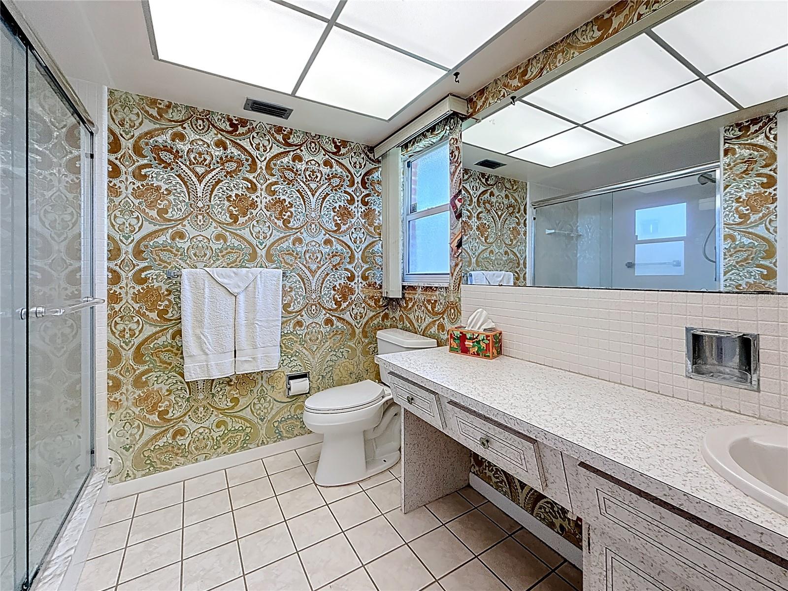 IMPERIAL POINT UNIT 4B - Residential